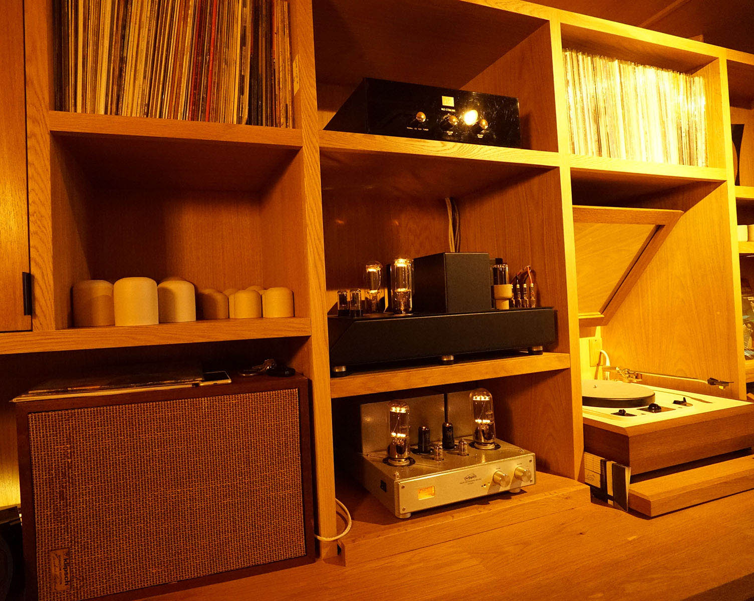 What’s best, Solid State or Tube? Debating the pros and cons of hifi